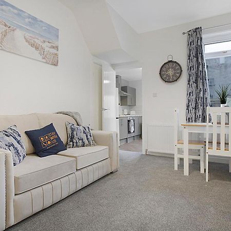 Seaside Haven On Newcomen Grove, Redcar Retreat Exterior foto